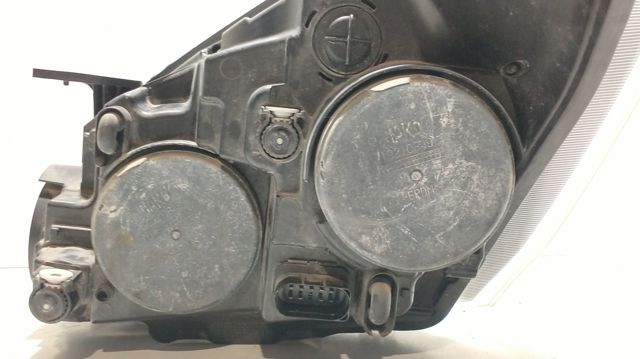 Luz direita BK2113W029BJ FORD