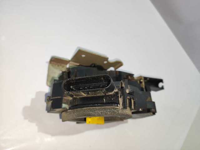 Fecho inferior da porta traseira direita batente BK31V43288CF FORD