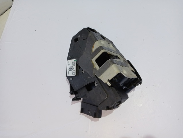 Fecho da porta dianteira direita BM5AA21812BH FORD