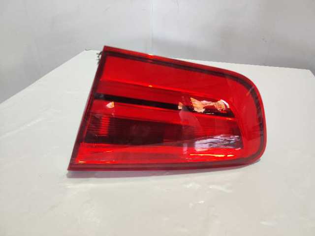 Lanterna traseira direita interna F03602000 BMW