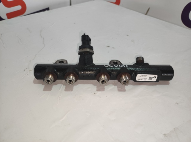Distribuidor de combustível (rampa) H8201157327 RENAULT