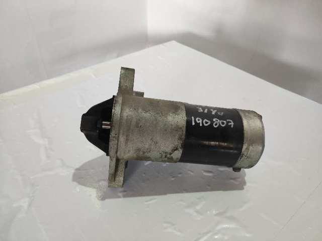 Motor de arranco M001T81582 MAZDA