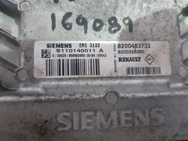 Módulo de direção (Centralina eletrônica) de motor S110140011A RENAULT