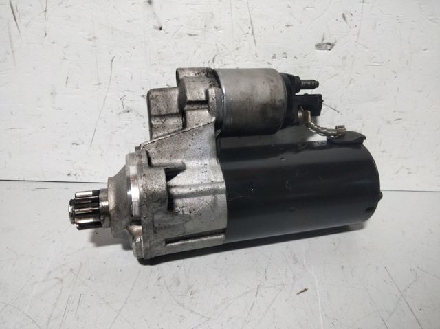 Motor de arranco 0001123016 VAG