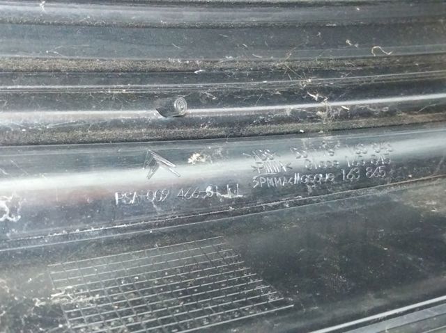 Lanterna traseira esquerda 00946601LI PEUGEOT