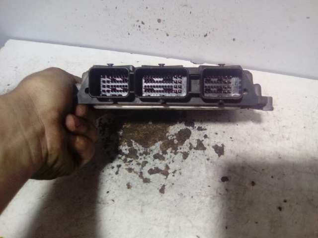 Módulo de direção (Centralina eletrônica) de motor 0281011776 RENAULT