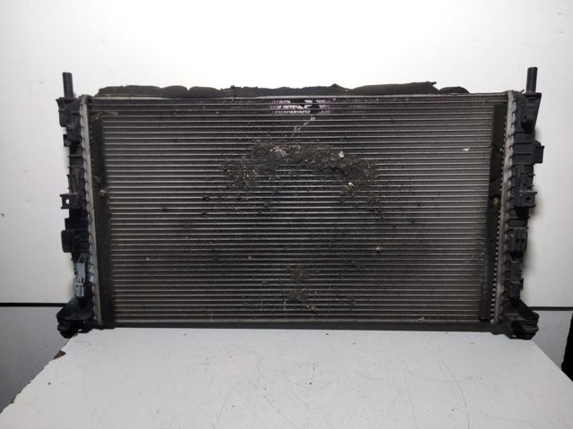 Radiador de esfriamento de motor 0374CCZ FORD