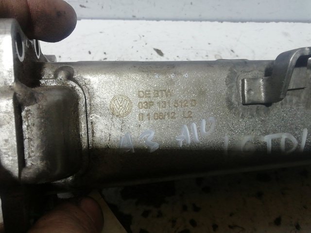 Radiador do sistema EGR de recirculação dos gases de escape 03L131512D VAG