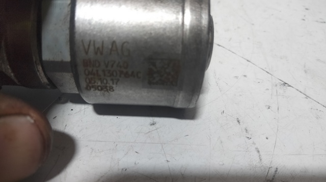 Distribuidor de combustível (rampa) 04L089G VAG