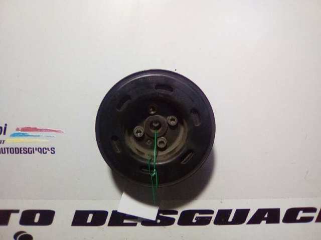 Polia de cambota 06A105243E VAG
