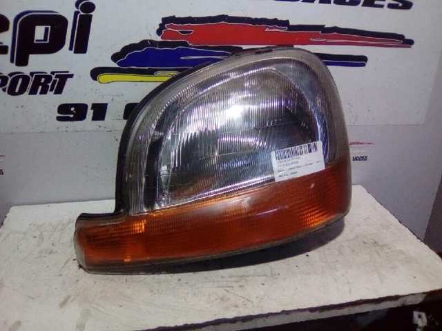 Luz esquerda 086669 RENAULT