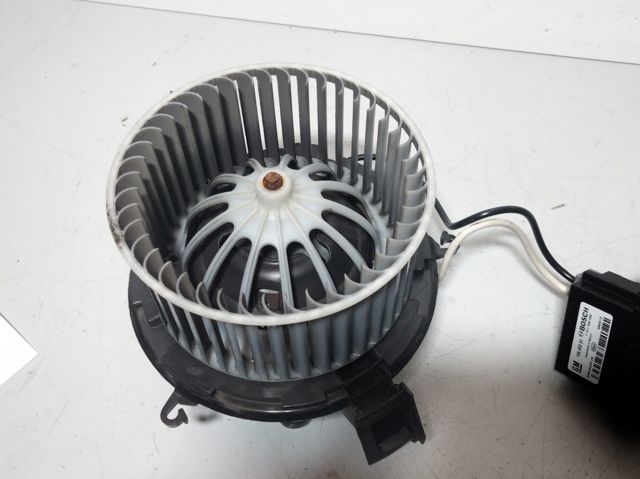 Resistor (resistência) de ventilador de forno (de aquecedor de salão) 13503201 OPEL