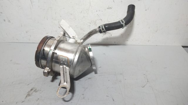 Radiador do sistema EGR de recirculação dos gases de escape 147359823R MERCEDES