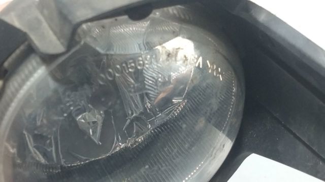 Luzes de nevoeiro esquerdas 15691 GM