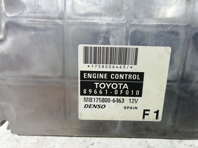Módulo de direção (Centralina eletrônica) de motor 1758006463 TOYOTA