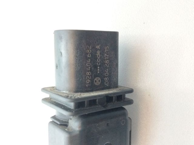 1928404682 BMW