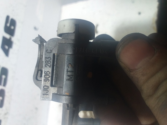 Válvula solenoide de controlo de comporta de ar secundário 1J0906283C VAG