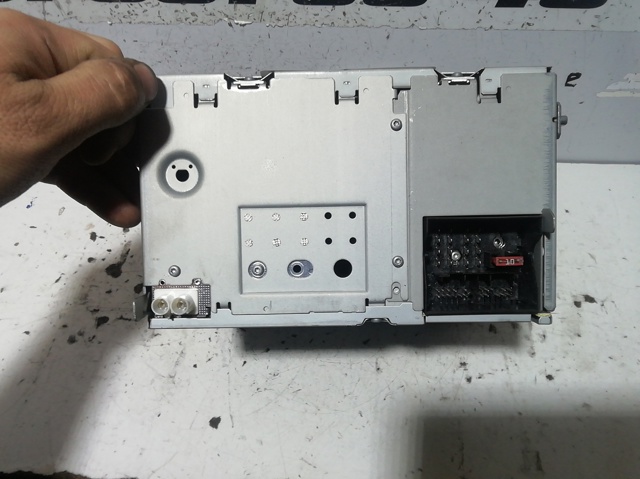 Aparelhagem de som (rádio AM/FM) 1K0035186AA VAG