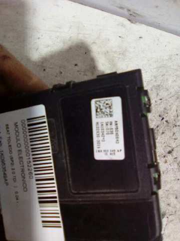 Módulo de direção (Centralina eletrônica) dos interruptores instalados na coluna da direção 1K0953549AP VAG