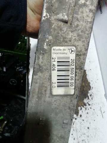 Radiador de intercooler 2025000600 MERCEDES