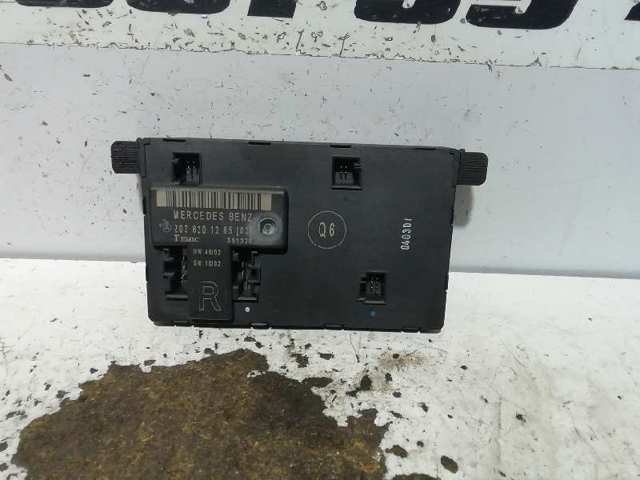 Módulo de conforto da porta dianteira 2038201285 MERCEDES