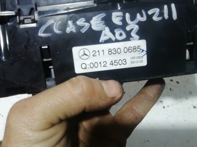 Unidade de controlo dos modos de aquecimento/condicionamento 2118300685 MERCEDES