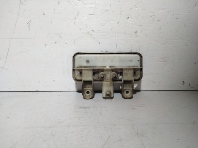 2218702410 Mercedes