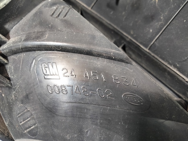 Lanterna traseira direita 24451834 OPEL