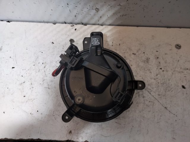 Motor de ventilador de forno (de aquecedor de salão) 2Q1819021 VAG