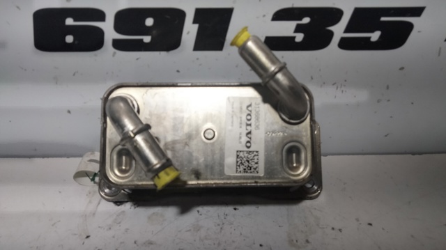 Radiador de óleo 31368636 VOLVO
