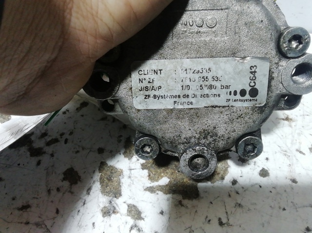 Bomba da Direção hidrâulica assistida 51729535 FIAT