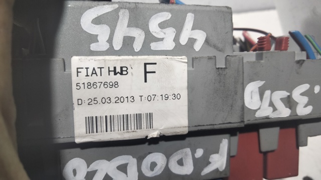 Unidade de dispositivos de segurança para Alfa Romeo Giulietta 940
