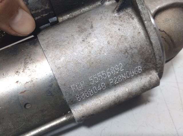 Motor de arranco 55556092 OPEL