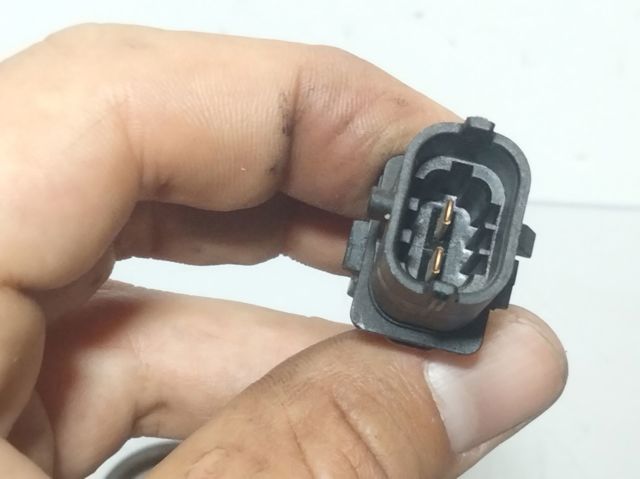 Sensor de temperatura dos gases de escape (GE), até o catalisador 55574183 OPEL
