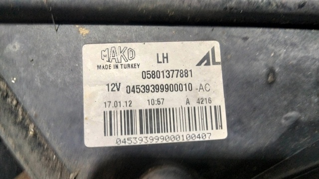 Luzes de nevoeiro esquerdas 5801377881 IVECO