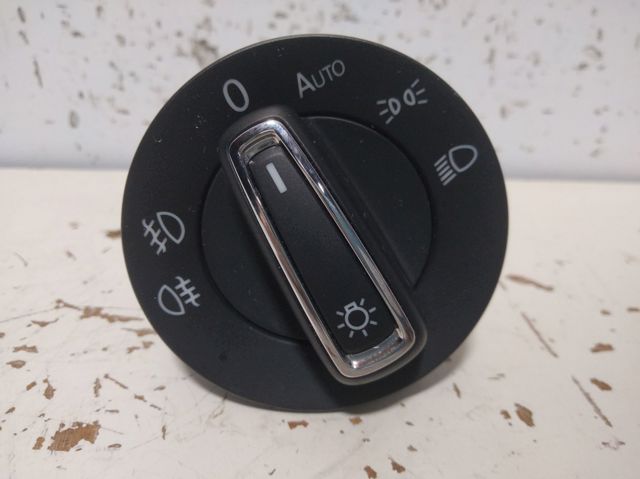 Comutador das luzes no "painel de instrumentos" 5G0941431AF VAG
