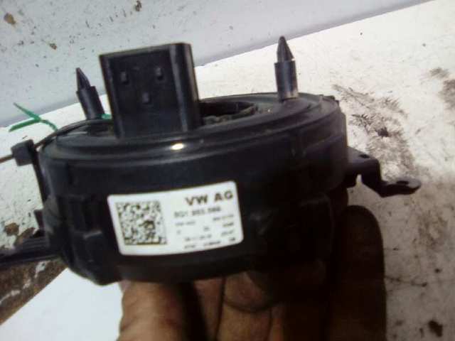 5Q1953569 VAG