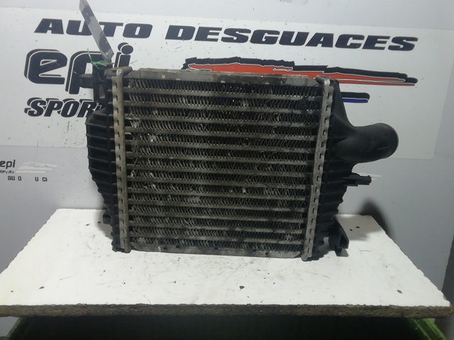 Radiador de intercooler 6385012901 MERCEDES