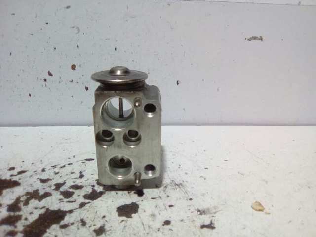 Válvula TRV de aparelho de ar condicionado 64119182512 BMW