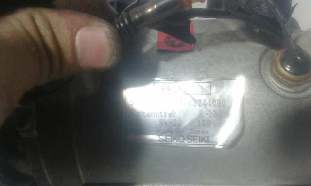 Compressor de aparelho de ar condicionado 64528386650 BMW