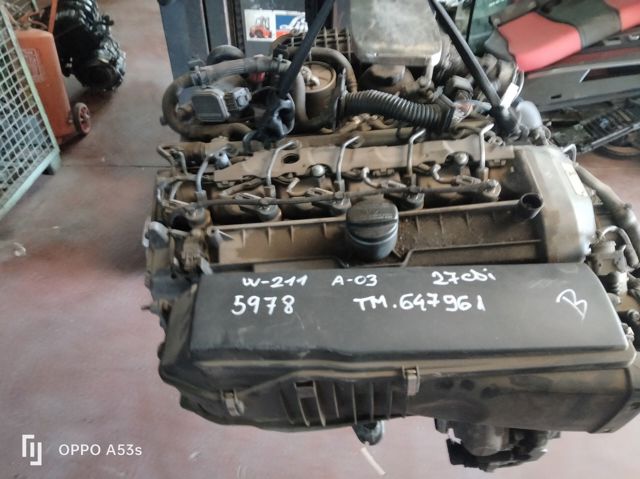 Motor montado 647961 MERCEDES