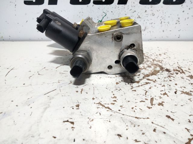 Unidade de válvulas de suspensão regulada 6760840 BMW
