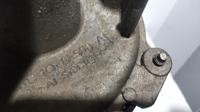 Bomba de água (bomba) de esfriamento, montada com caixa 6C1Q8K500AF PEUGEOT