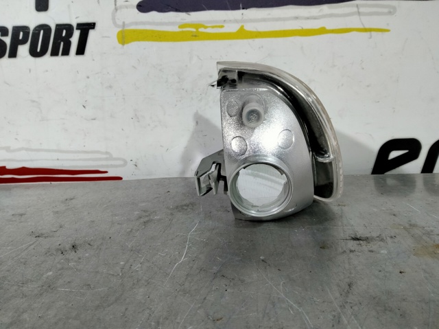 Pisca-pisca direito 6K5953050C VAG