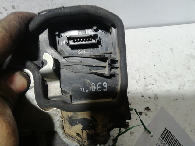 Fecho da porta traseira esquerda 7167069 BMW