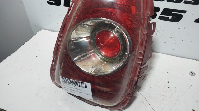 Lanterna traseira direita 7255912 BMW
