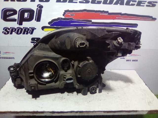 Luz direita 7700432097 RENAULT