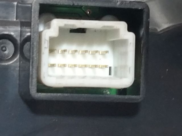 Unidade de controlo dos modos de aquecimento/condicionamento 7820A115XB MITSUBISHI