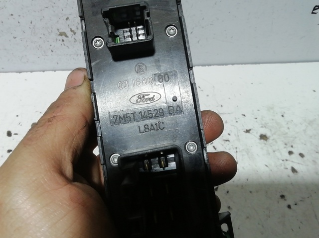 Unidade de botões dianteira esquerda de controlo de elevador de vidro 7M5T14529BA FORD