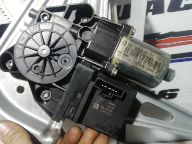 807300004R Renault (RVI)